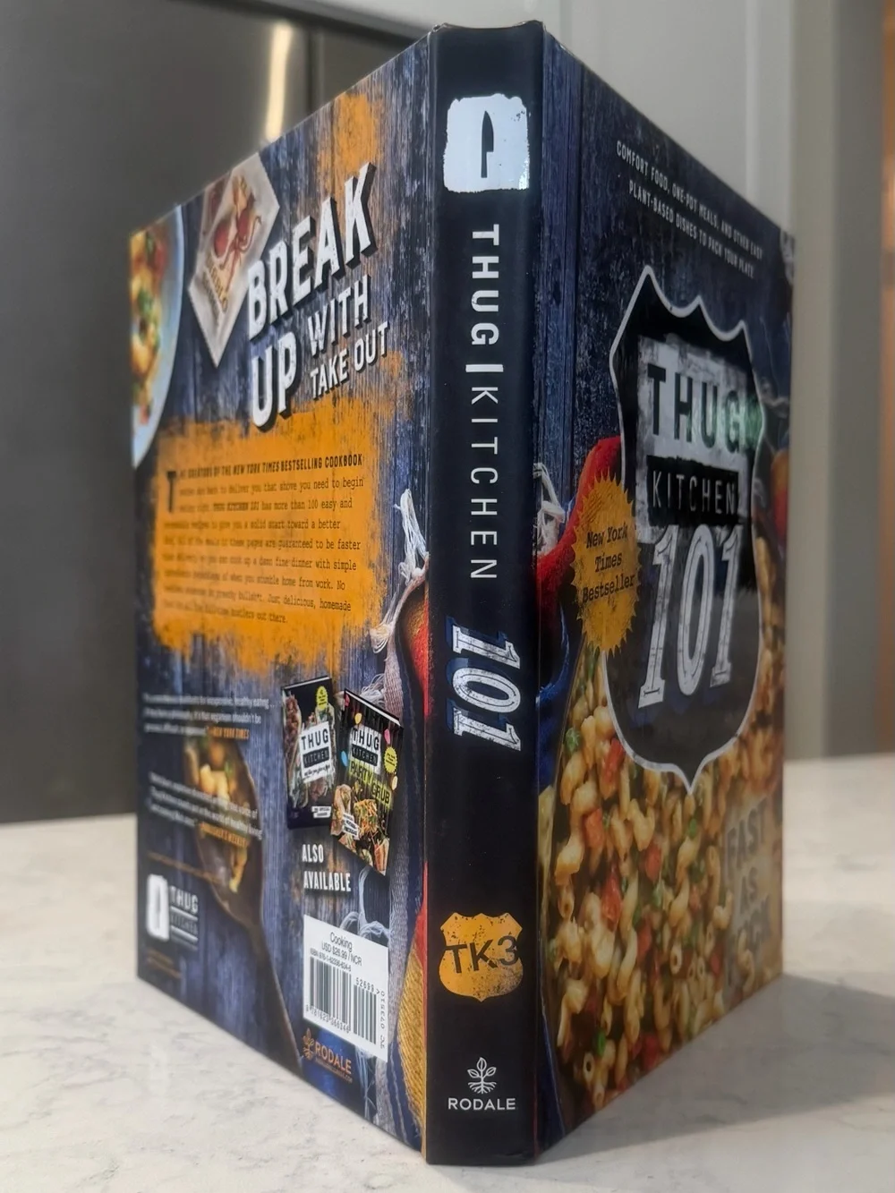 Thug Kitchen 101 Cookbook - New York Times Bestseller (hardcover)